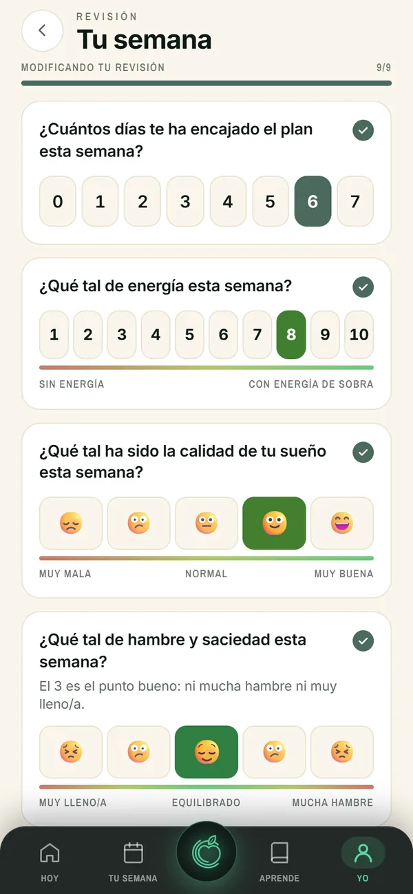 Revisión semanal en la app, con las preguntas de la semana respondidas